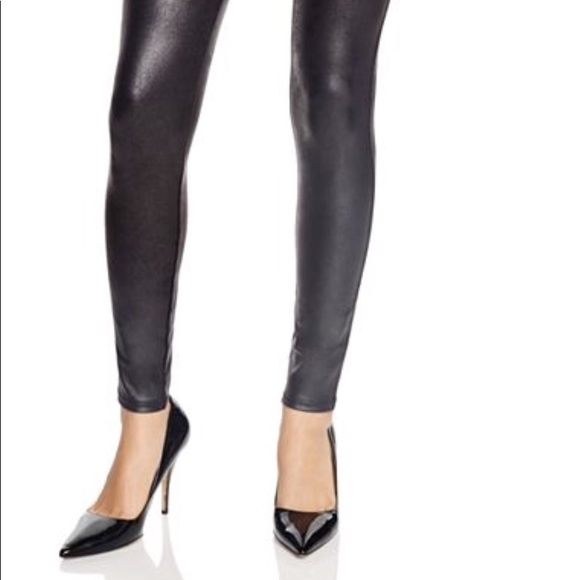 Leggings in Faux leather - Picture 2 of 5